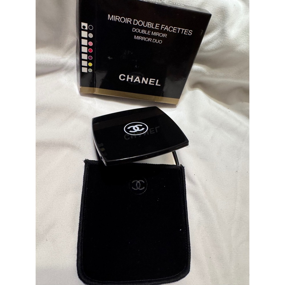 Chanel Miroir Double Facettes Mirror Duo 137.500 Black Compact with Pouch Box - Picture 1 of 8